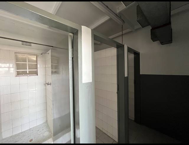 200M² WAREHOUSE TO LET IN SEBENZA